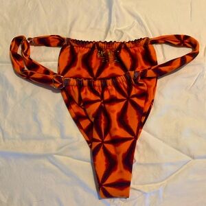 Skatie Bobbi Bottom Lava - Small